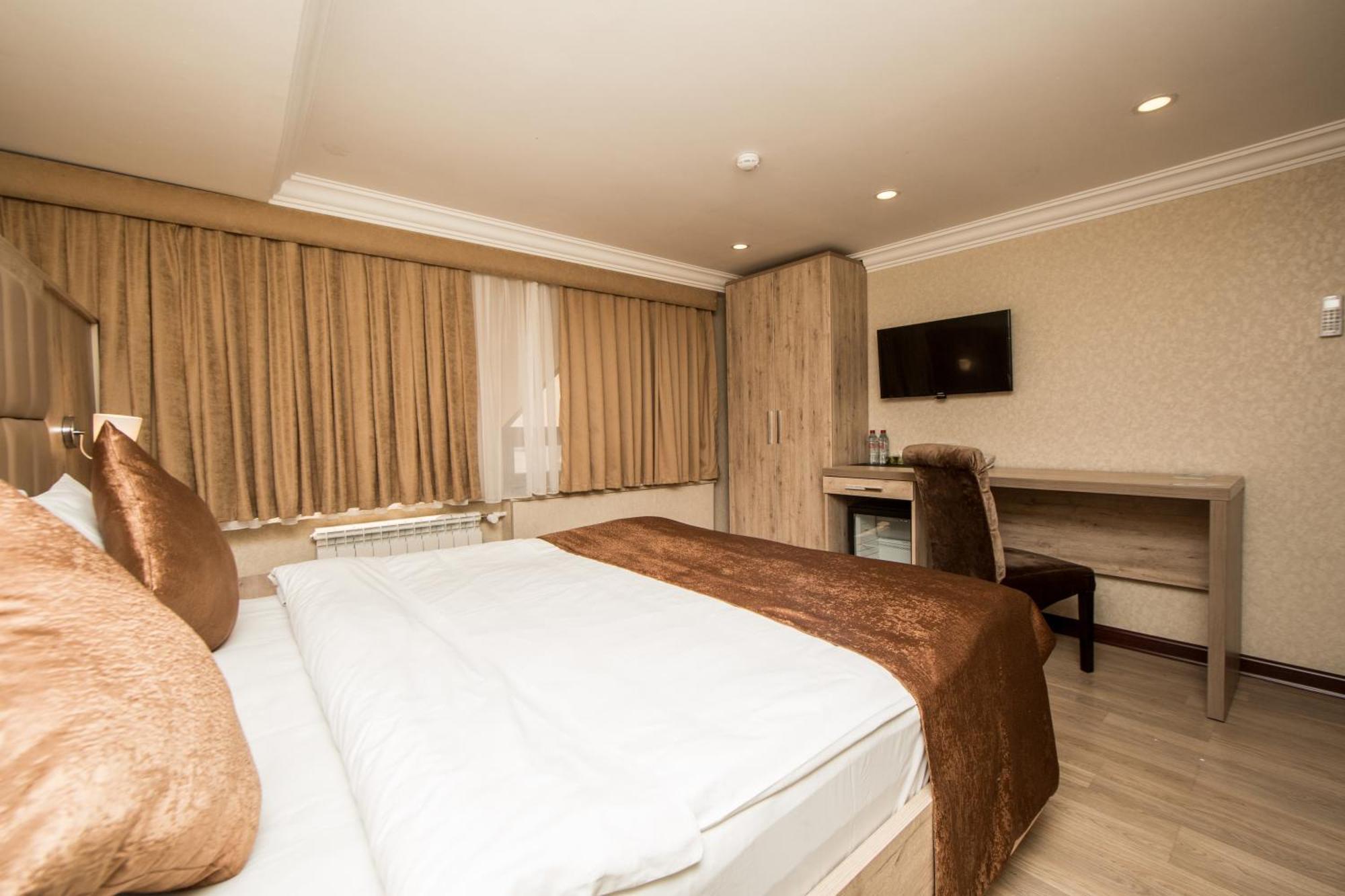Passaje Old Hotel Baku Ngoại thất bức ảnh