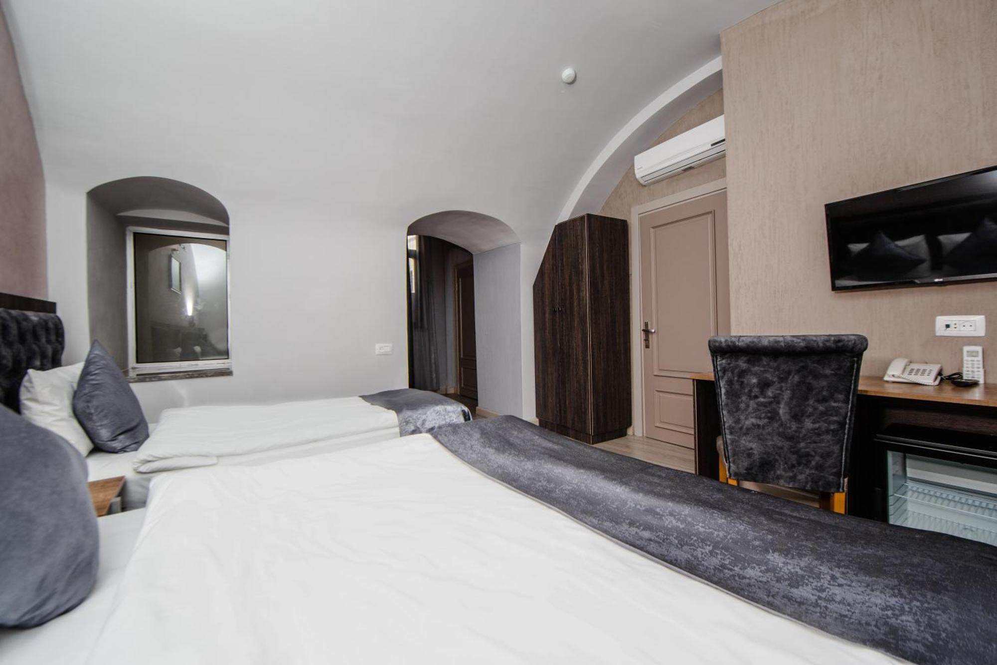 Passaje Old Hotel Baku Ngoại thất bức ảnh