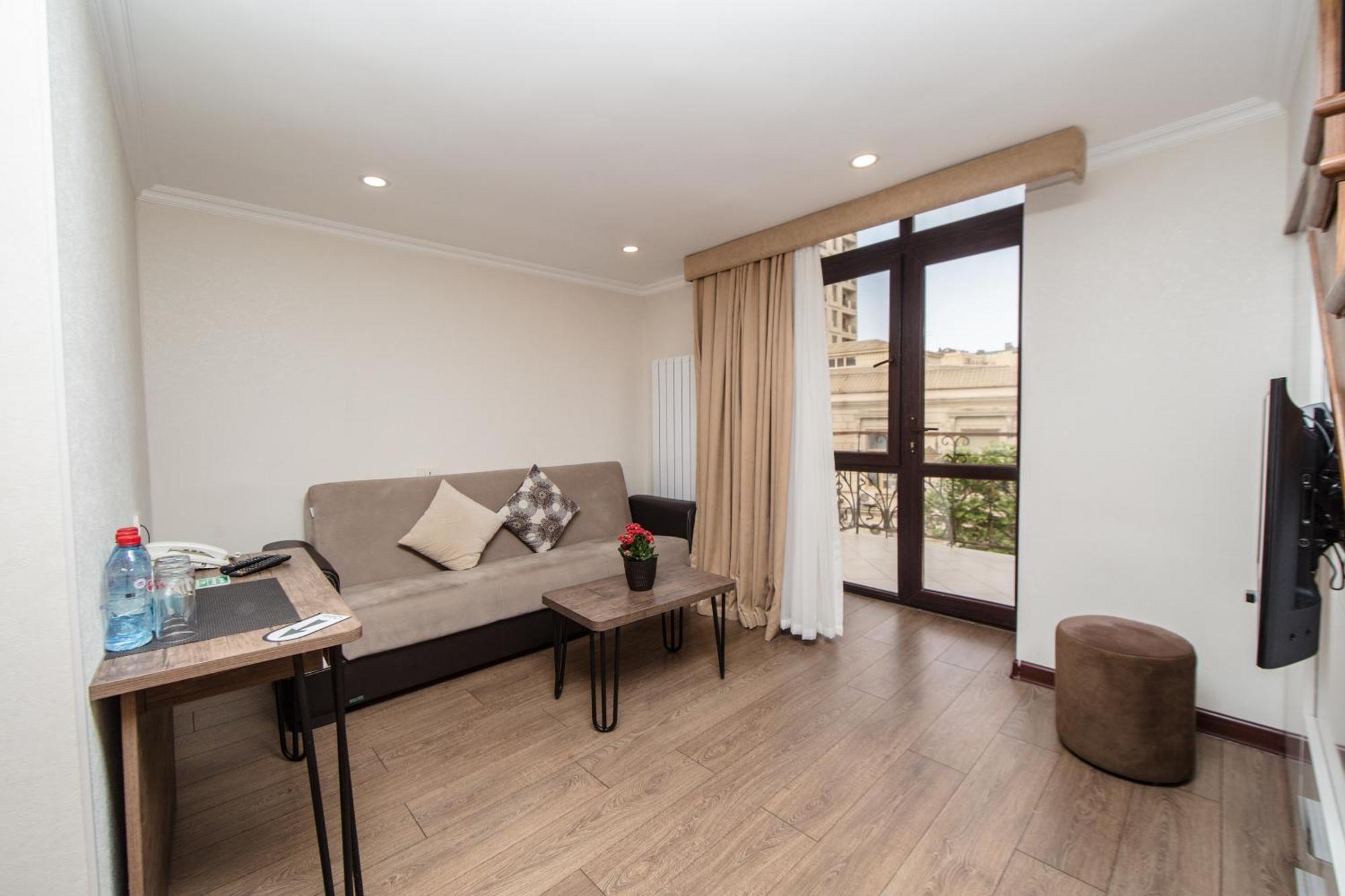 Passaje Old Hotel Baku Ngoại thất bức ảnh