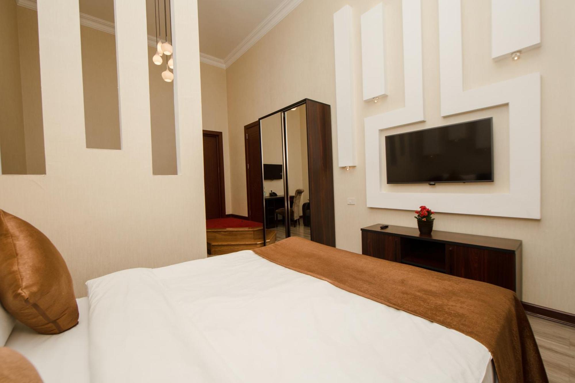 Passaje Old Hotel Baku Ngoại thất bức ảnh